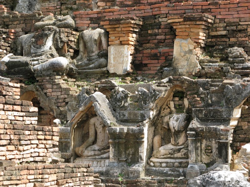 Loads of Buddhas