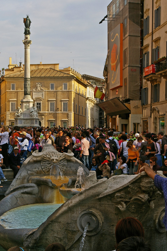 Fountain at the Piazza di Spagna