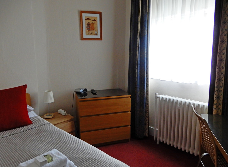 Euro Hotel room 