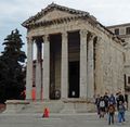 Temple to Augustus, Pula 