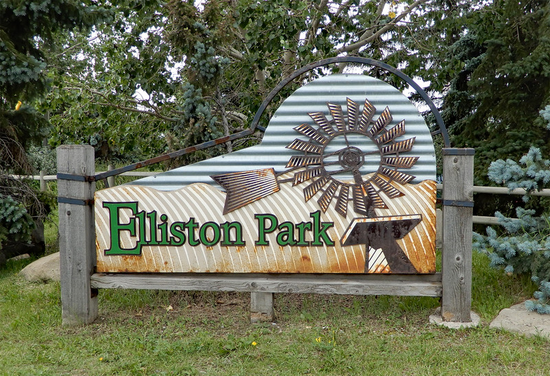 Elliston Park entrance