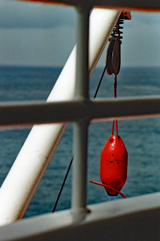 Pulley stop for lifeboat 