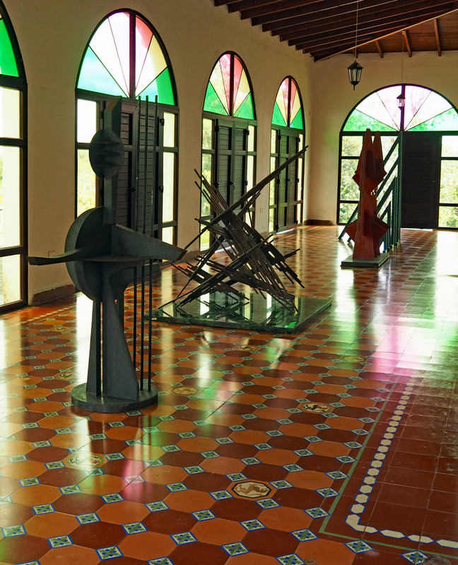 Cuban metal sculptures