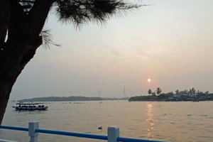  Hau River at dawn
