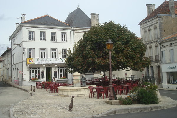 Cafe on the square