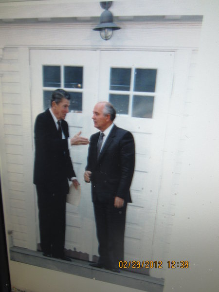 Reagan and Gorbachev at Hofdi House