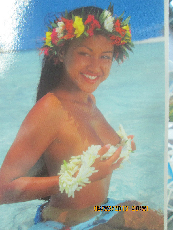 Day nguc co gai Tahiti