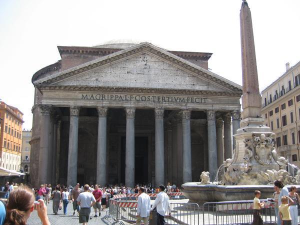 Visit to the Pantheon