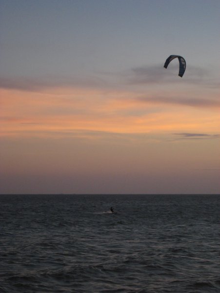 Last kiter on the water