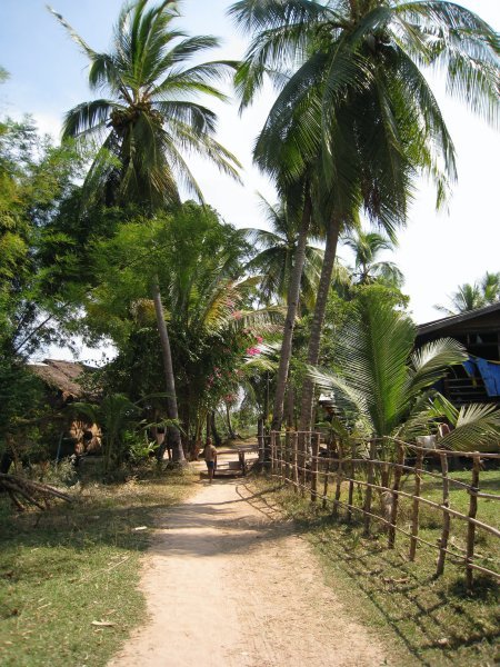 The path around the island