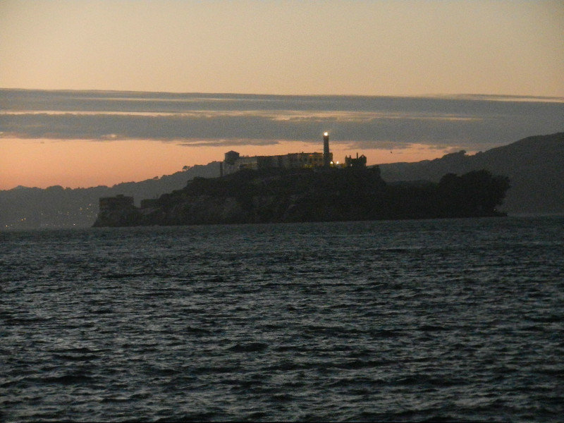 Alcatraz bij zonsondergang