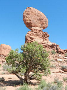 Balanced Rock (2)