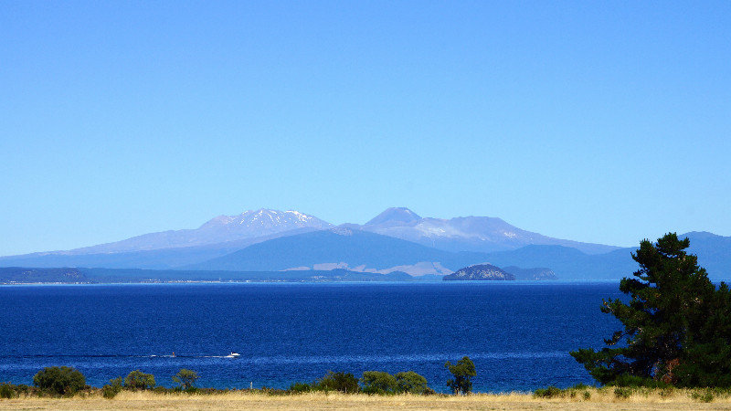 meer Taupo