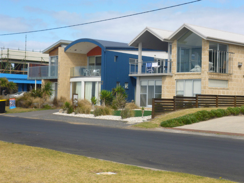 Port Fairy homes on seafront