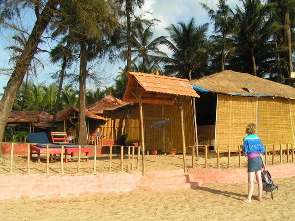 Pavarti beach huts
