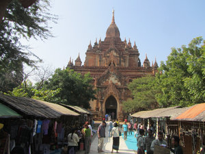 Gubyaukgyi Tempel im indischen Stil 