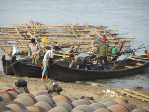 Flusshafen am Irawady