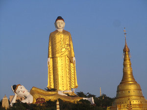 Riesenbuddhas (114m)