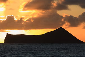 Sunrise over Manana Island