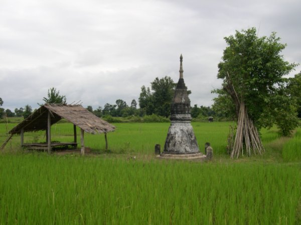 Stupa on Don Det