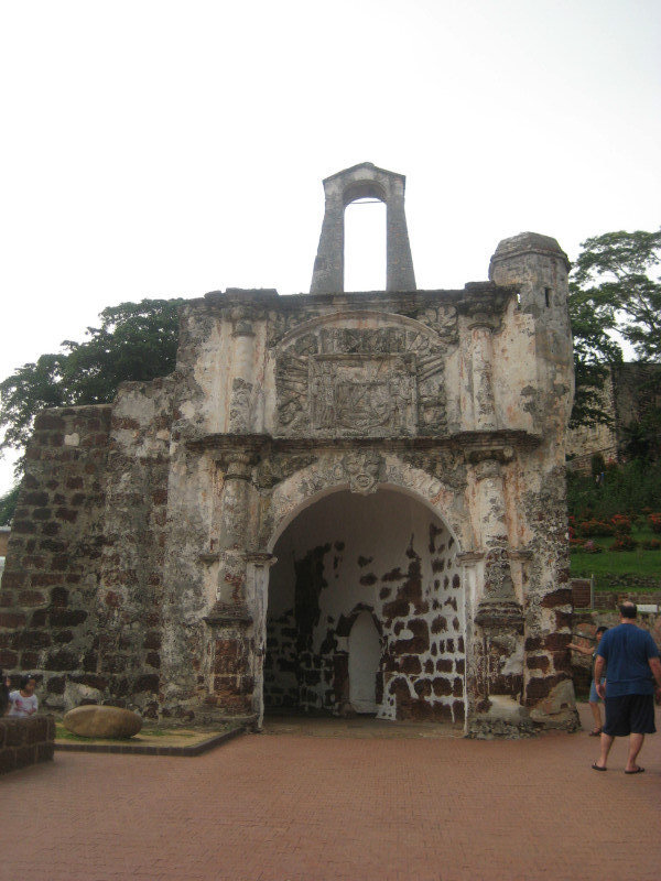 Fort A Famosa: Portuguese
