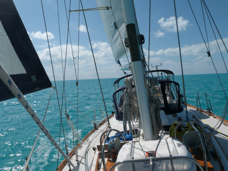 Sailing across the Bahama Bank