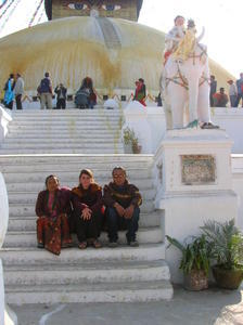 Aama, Uttar and Leen at Bouddhanath