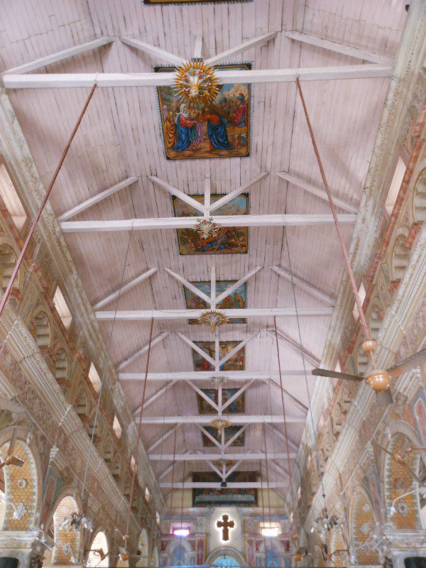 Inside Santa Cruz Basilica