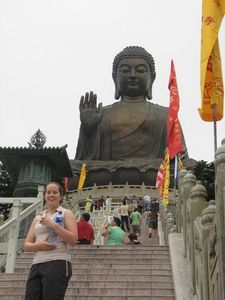 Climbing up to the Buddha.