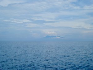 Bali Volcanos from Snorkel Boat