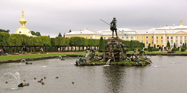 Petershof from the gardens