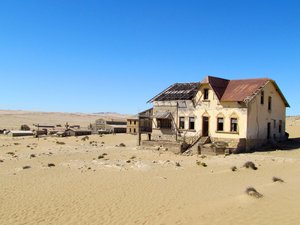 Kolmanskop Ghost Town