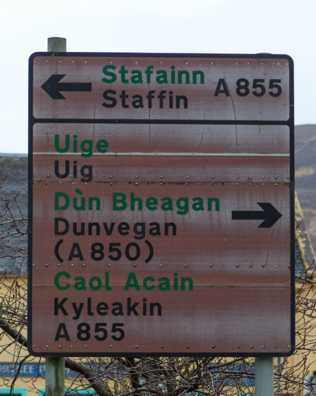 A sign in both English and Gaelic.