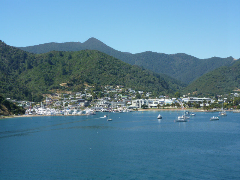 view sailing into Picton