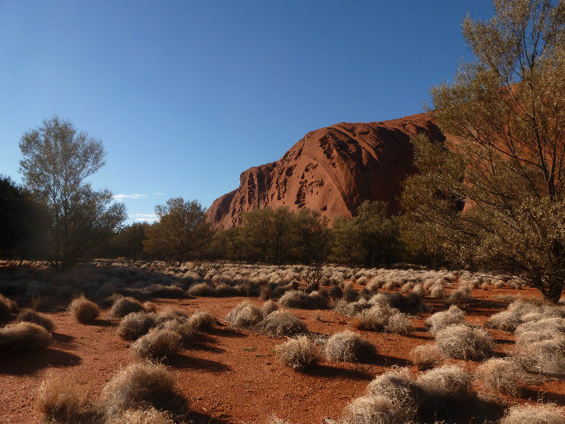 Uluru - base walk view (1)