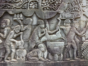 Angkor Thom (Prasat Bayon) - intricate carvings on the walls