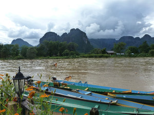 Vang Vieng - View of the karsts across the river