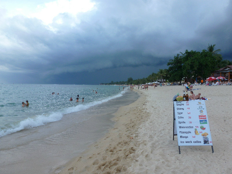 Koh Samui - the clouds roll in for the day