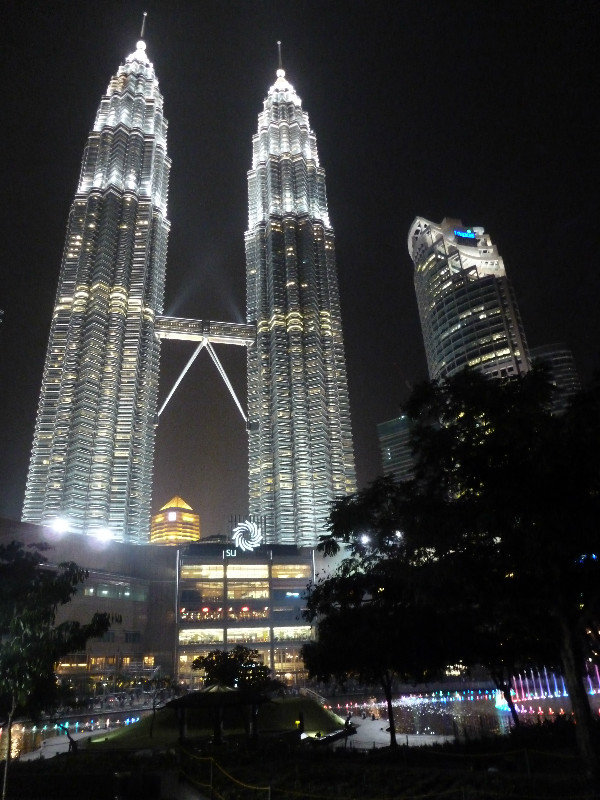 Kuala Lumpur - Twin Towers at night