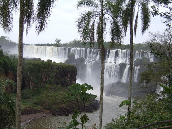 The Amazing Iguazu Falls (2)