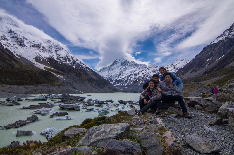 Freezing cold at Hooker Valley!