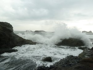 Crashing waves at dyrholaey
