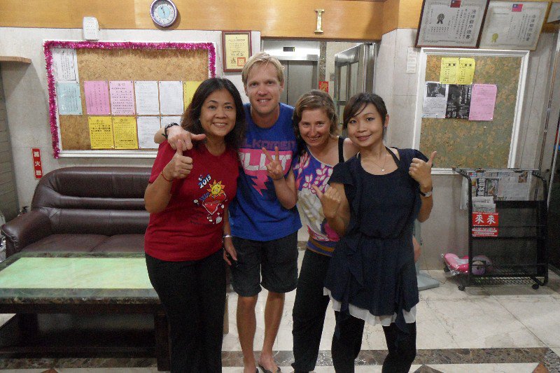 Met Deborah and Jessica bij wie we n Kaohsiung verbleven
