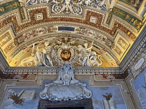Vatican Museum02