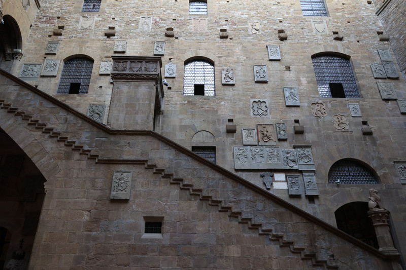 Florence Bargello Hereditary Crests
