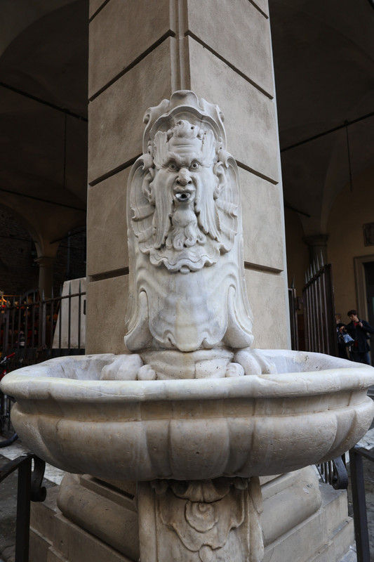Fountain Mascheroni  by Chiarissimo Fancelli early 1600s