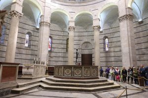 Pisa Baptistry4  Interior