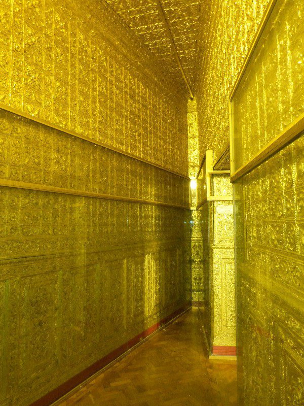 Golden corridors