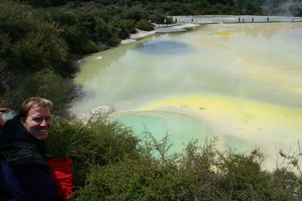 The amazing sulphur lakes