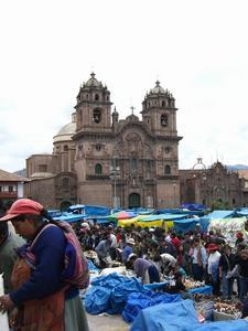 Cusco Christmas market 3